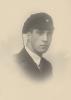 Arvid Christian Foss (1912-1979) med russelue